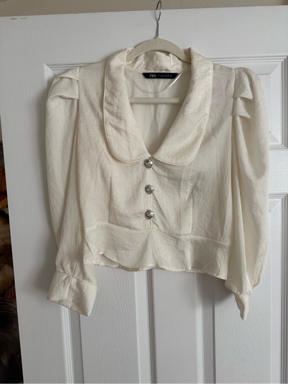 Zara Off-White Puff-Sleeve Button Front Blouse